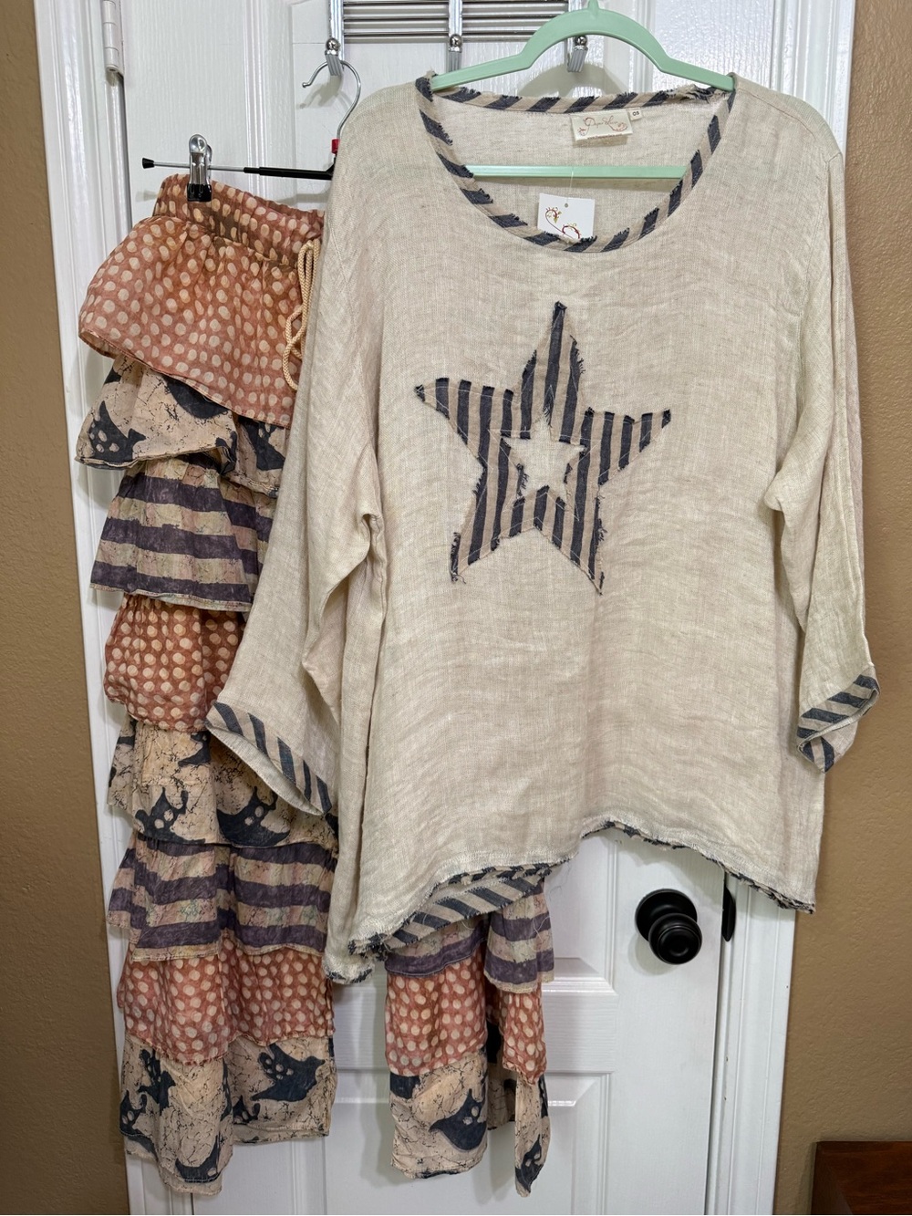 H240 Set A Rare Bird L/XL w15-24 Paper Crane OS w15-22 Cream Linen StarTunic - Picture 2 of 16